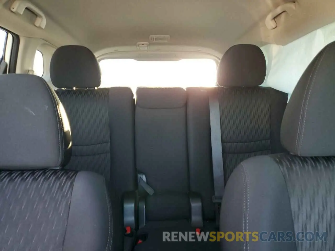 10 fotografías del automóvil dañado 5N1AT2MT0KC830924 NISSAN ROGUE 2019