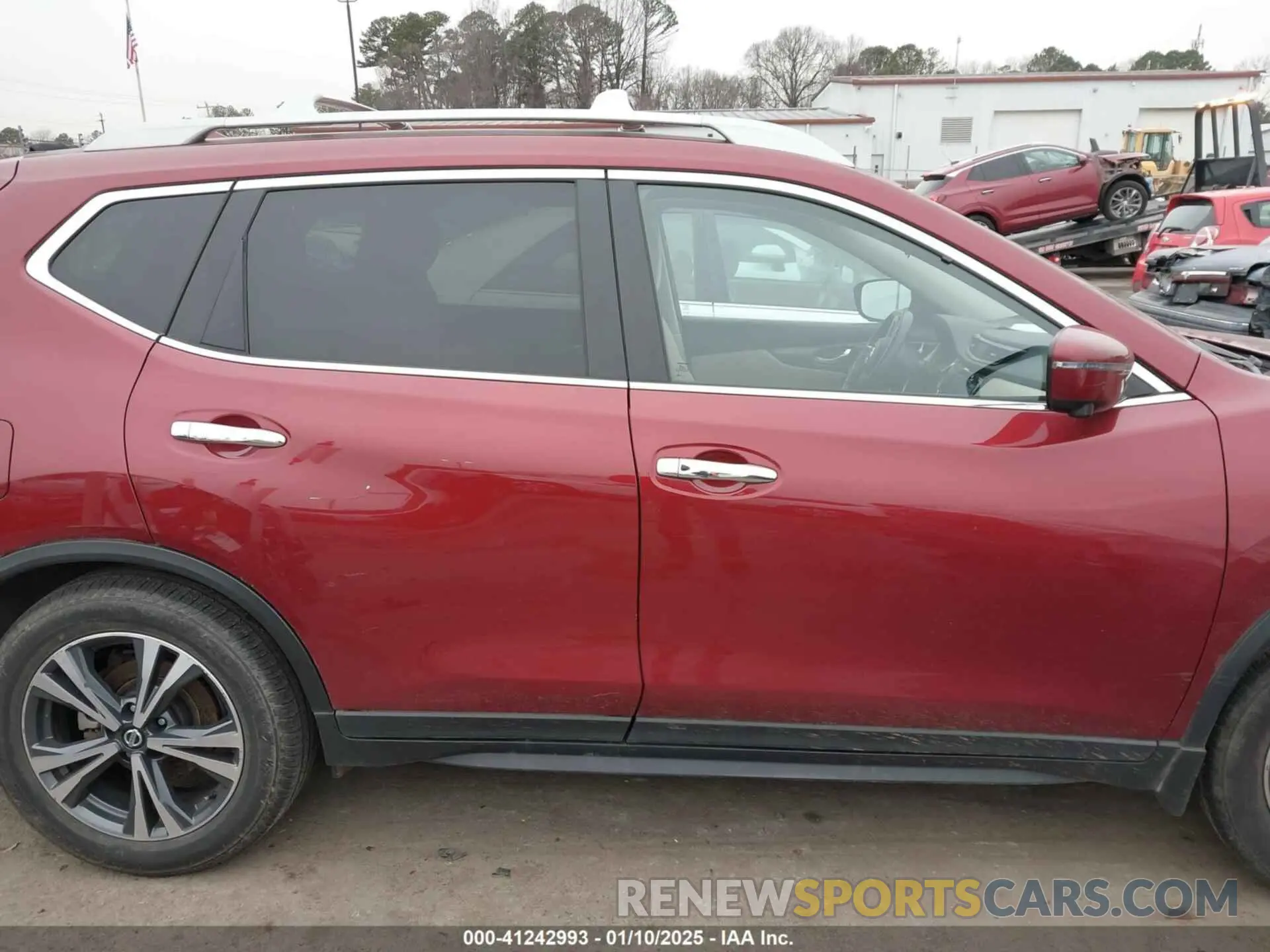 14 fotografías del automóvil dañado 5N1AT2MT1KC753948 NISSAN ROGUE 2019