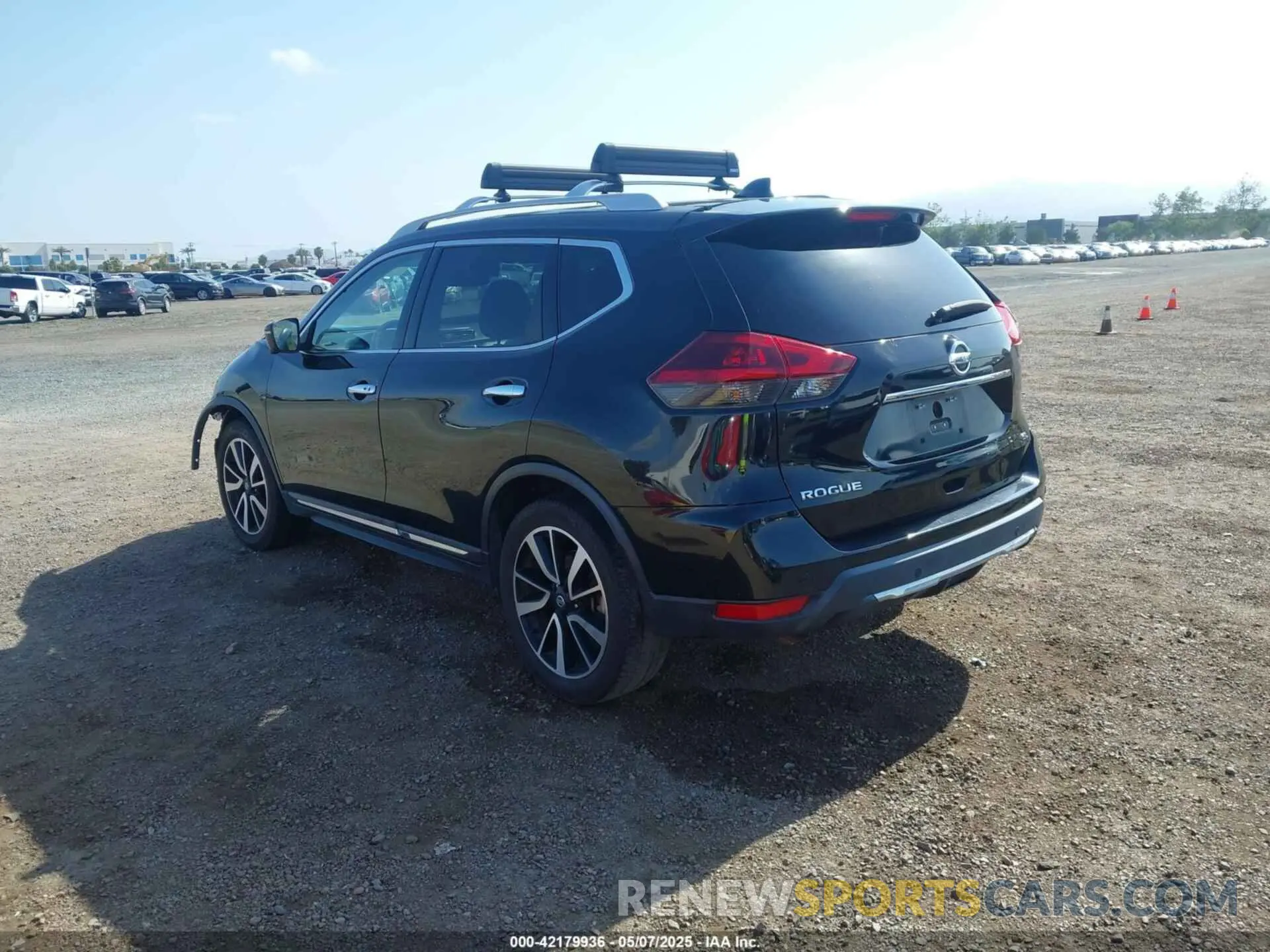 3 fotografías del automóvil dañado 5N1AT2MT1KC833220 NISSAN ROGUE 2019