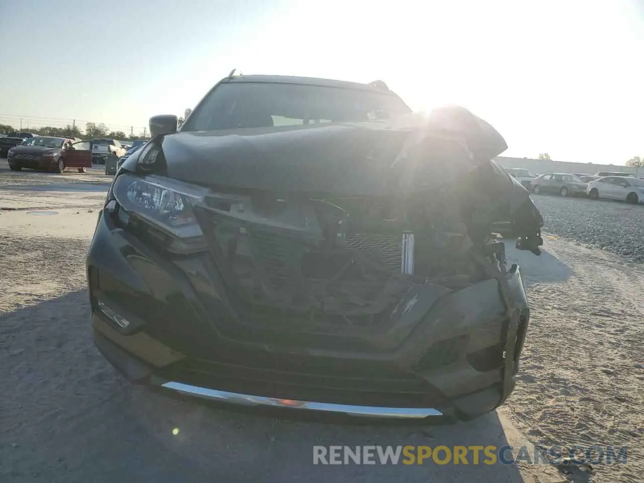 5 fotografías del automóvil dañado 5N1AT2MT2KC738858 NISSAN ROGUE 2019