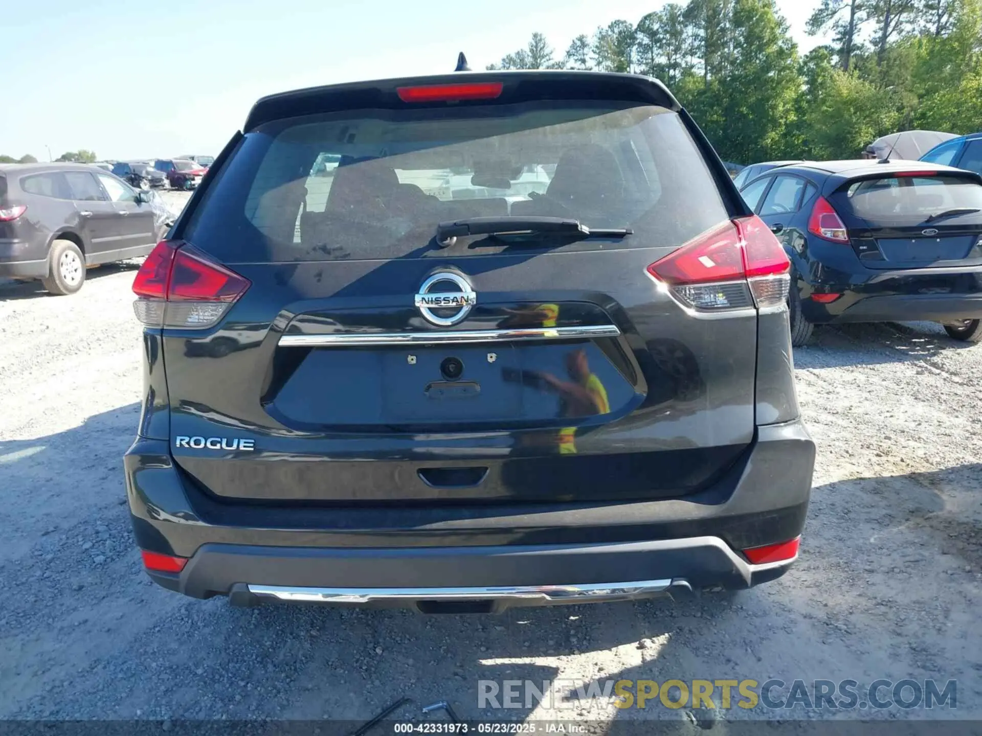 16 fotografías del automóvil dañado 5N1AT2MT2KC768720 NISSAN ROGUE 2019