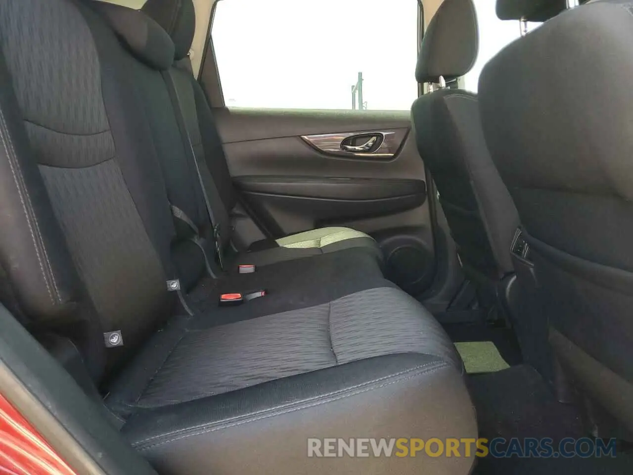 10 fotografías del automóvil dañado 5N1AT2MT2KC798154 NISSAN ROGUE 2019