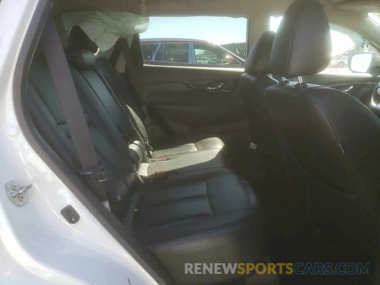 12 fotografías del automóvil dañado 5N1AT2MT2KC823845 NISSAN ROGUE 2019