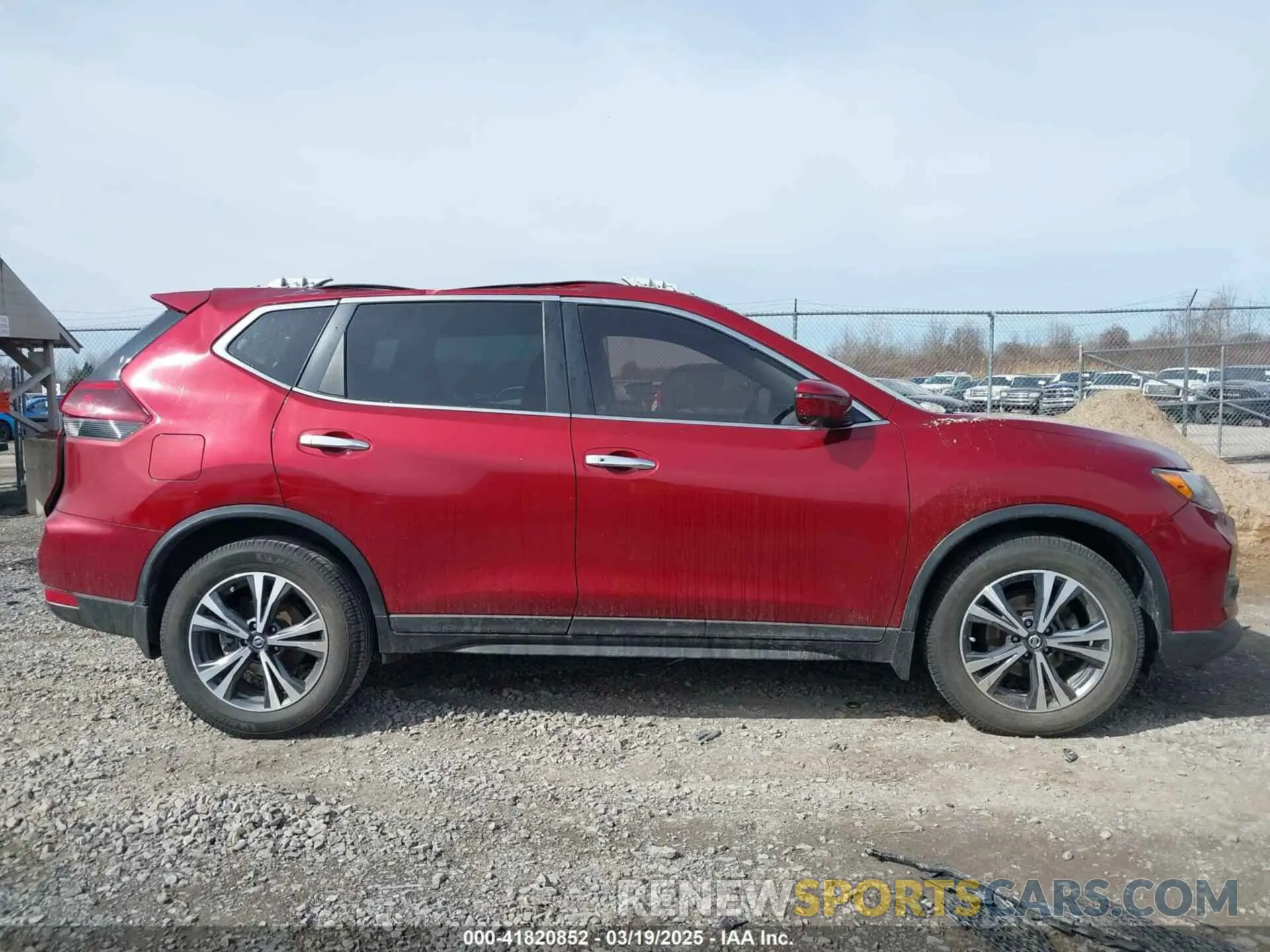 13 fotografías del automóvil dañado 5N1AT2MT3KC709806 NISSAN ROGUE 2019