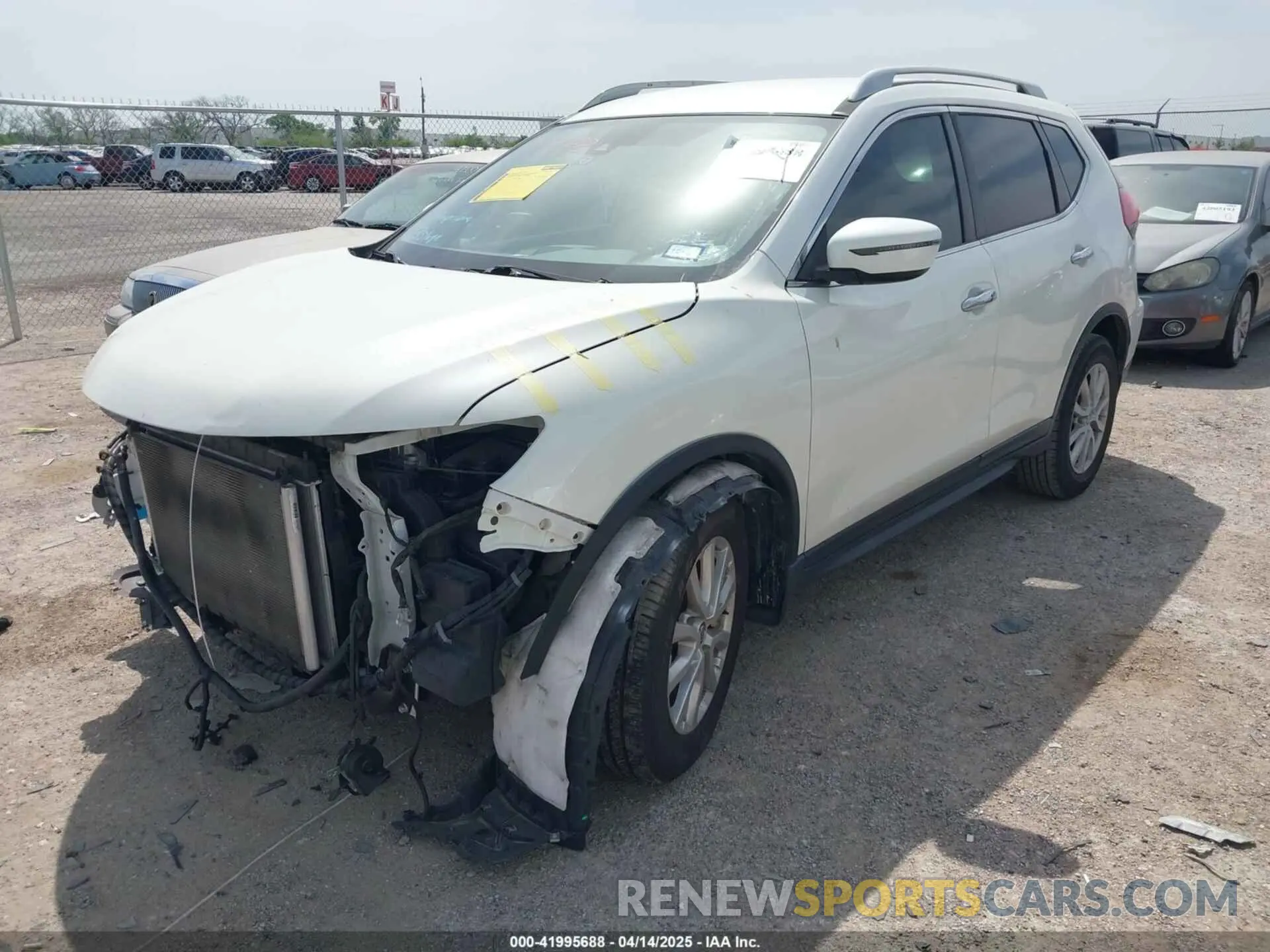 2 fotografías del automóvil dañado 5N1AT2MT3KC715105 NISSAN ROGUE 2019