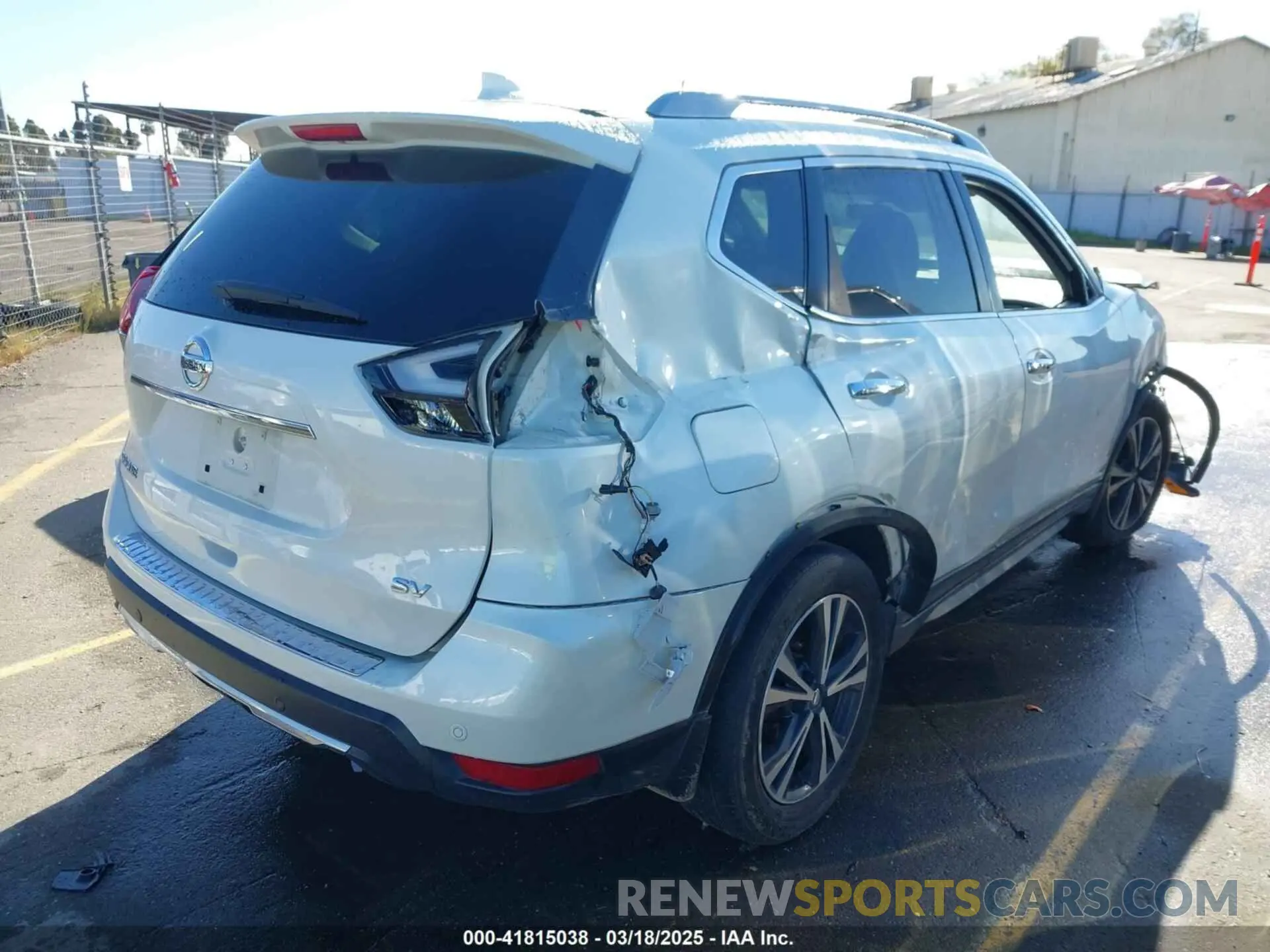 4 fotografías del automóvil dañado 5N1AT2MT3KC736441 NISSAN ROGUE 2019