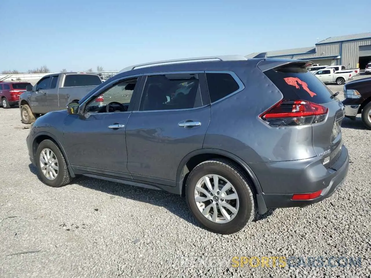 2 fotografías del automóvil dañado 5N1AT2MT3KC753546 NISSAN ROGUE 2019