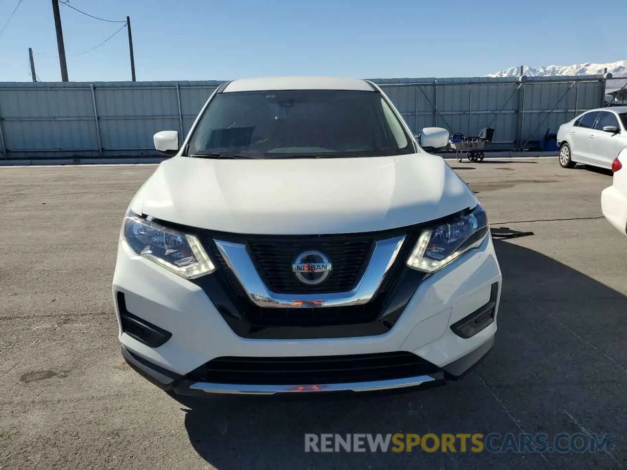 5 fotografías del automóvil dañado 5N1AT2MT3KC782920 NISSAN ROGUE 2019