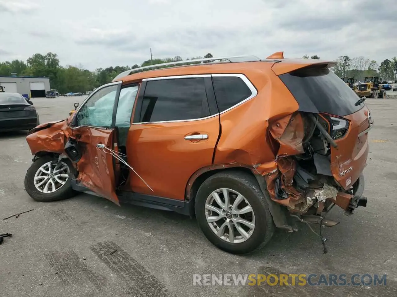 2 fotografías del automóvil dañado 5N1AT2MT4KC702461 NISSAN ROGUE 2019