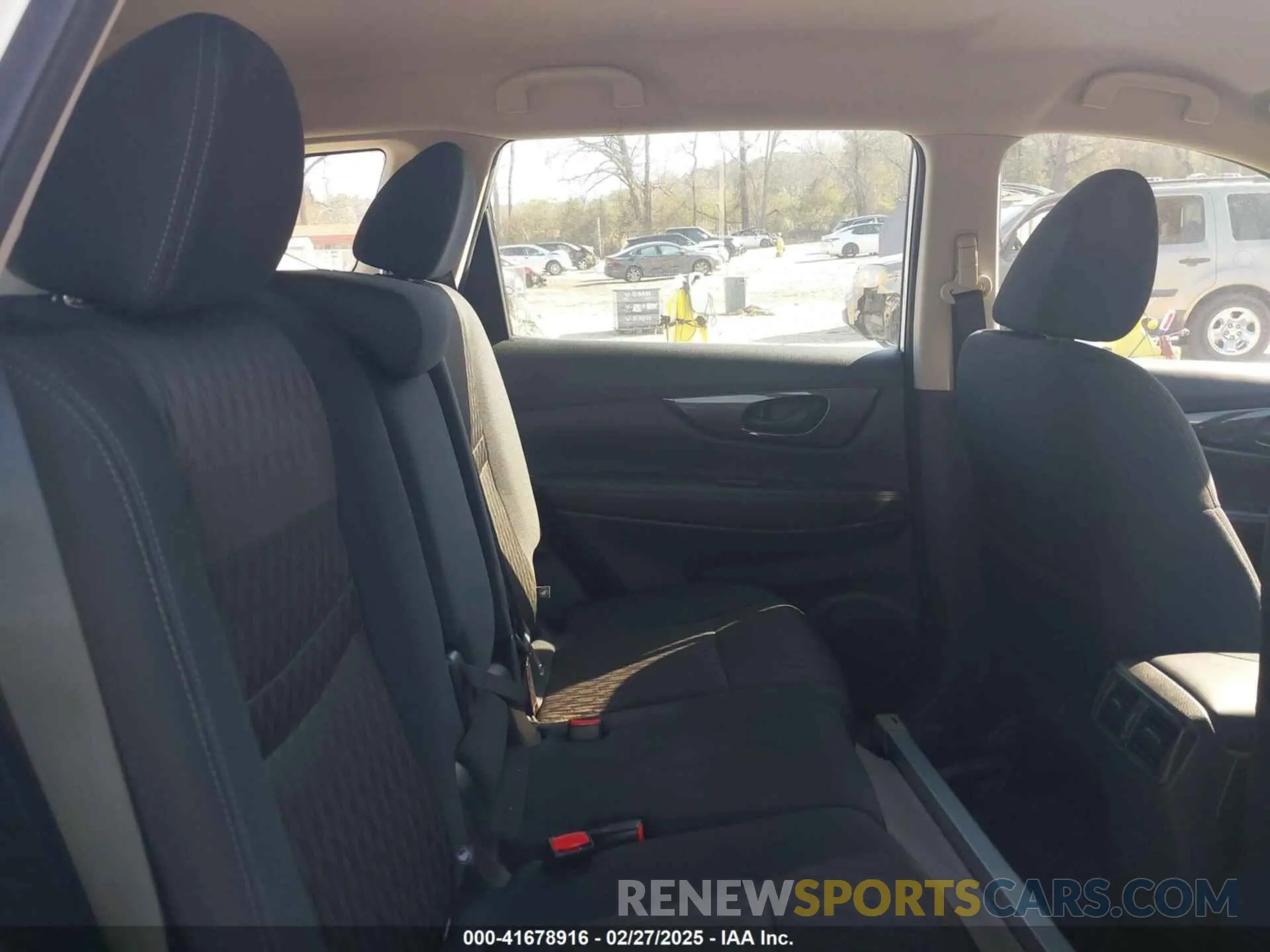 8 fotografías del automóvil dañado 5N1AT2MT4KC801149 NISSAN ROGUE 2019