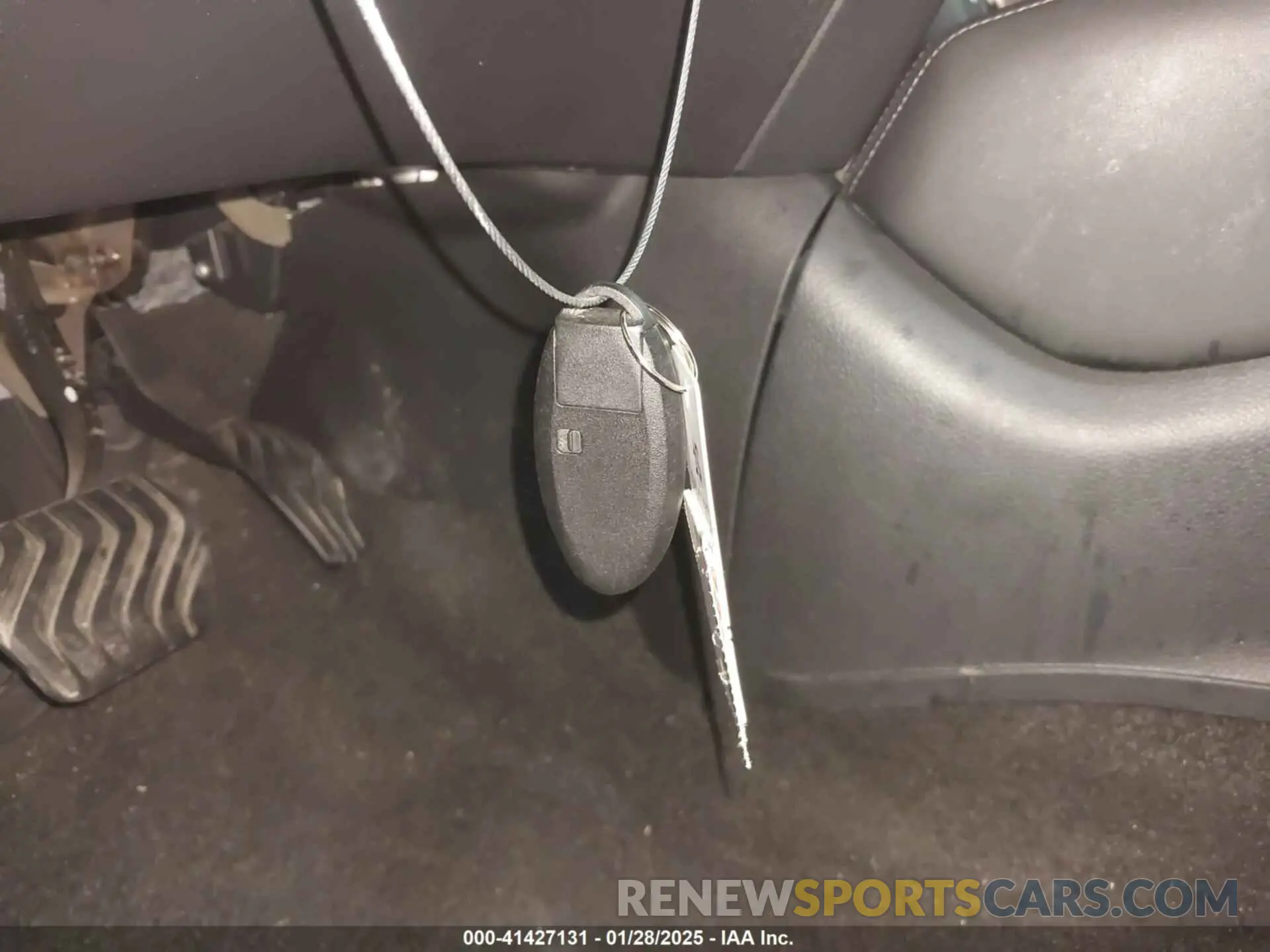 11 fotografías del automóvil dañado 5N1AT2MT4KC840744 NISSAN ROGUE 2019
