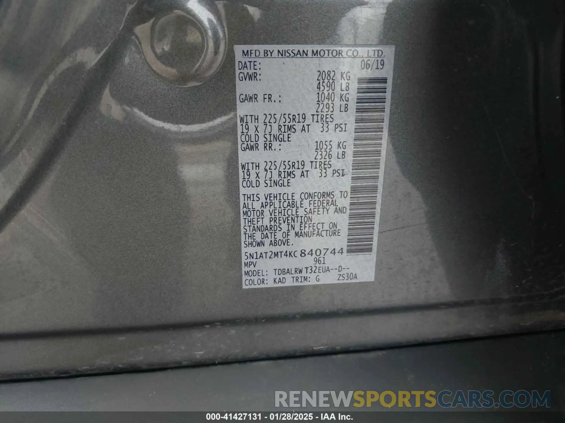 9 fotografías del automóvil dañado 5N1AT2MT4KC840744 NISSAN ROGUE 2019