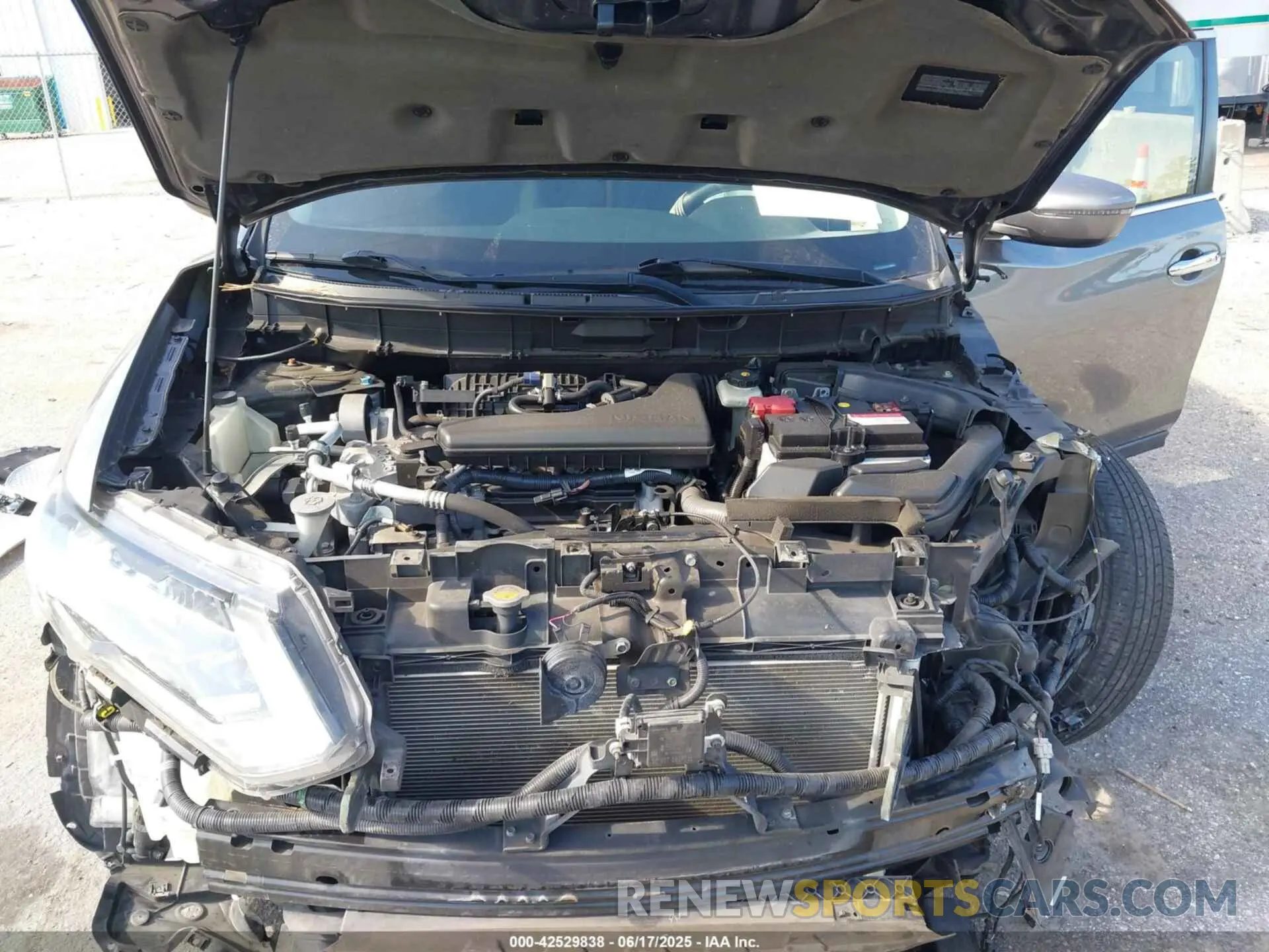 10 fotografías del automóvil dañado 5N1AT2MT5KC716949 NISSAN ROGUE 2019