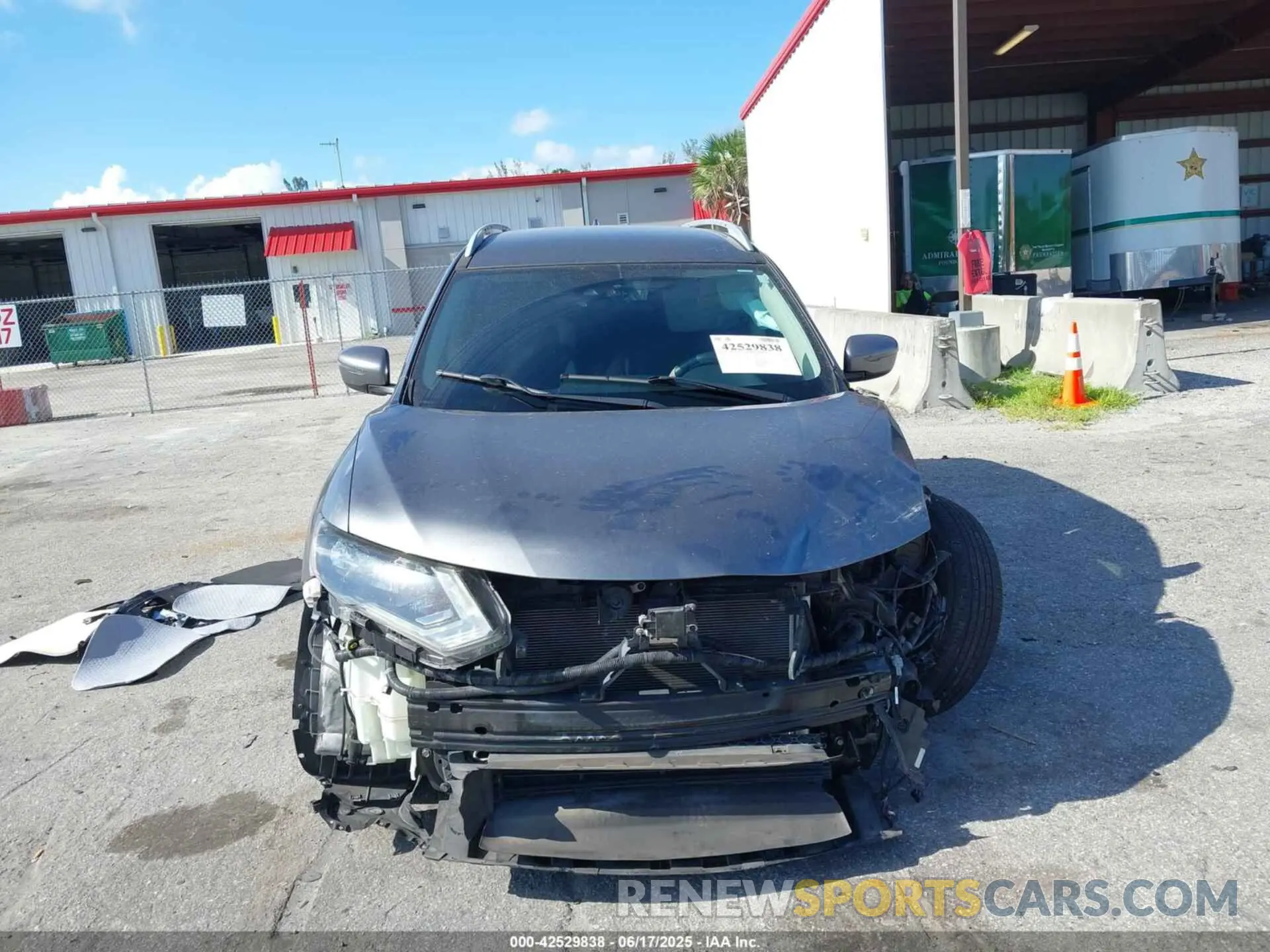 6 fotografías del automóvil dañado 5N1AT2MT5KC716949 NISSAN ROGUE 2019