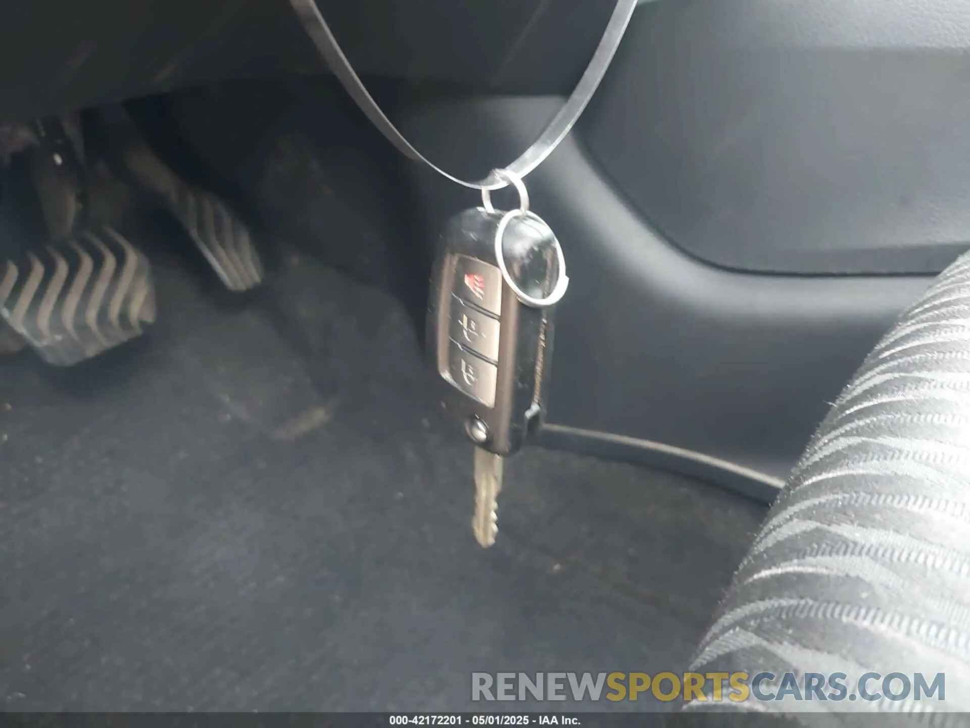 11 fotografías del automóvil dañado 5N1AT2MT5KC789772 NISSAN ROGUE 2019