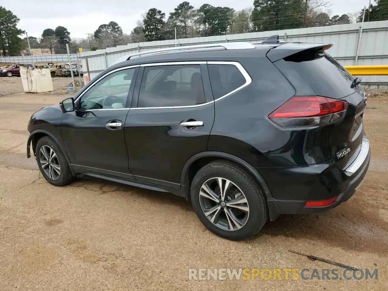 2 fotografías del automóvil dañado 5N1AT2MT5KC838663 NISSAN ROGUE 2019