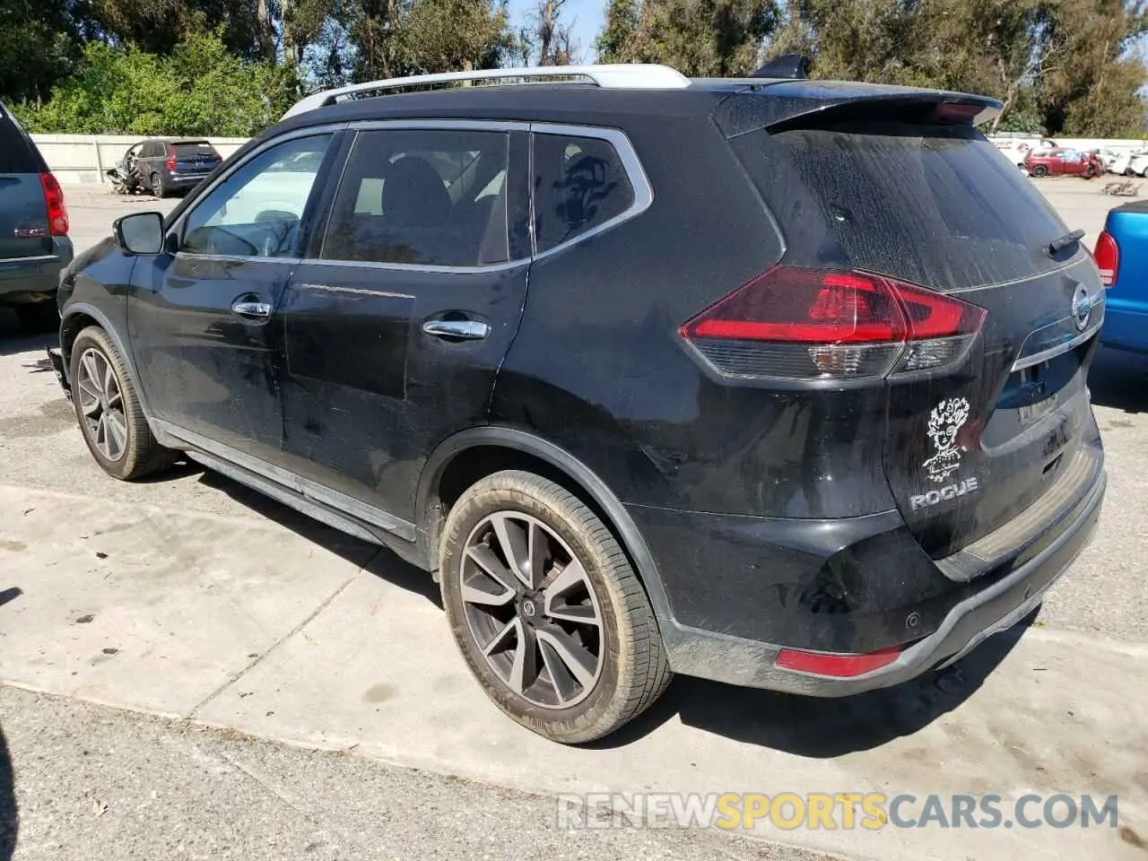 2 fotografías del automóvil dañado 5N1AT2MT6KC761866 NISSAN ROGUE 2019