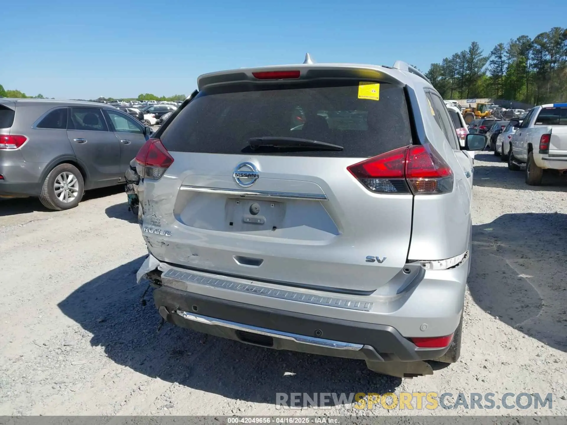 16 fotografías del automóvil dañado 5N1AT2MT6KC787285 NISSAN ROGUE 2019