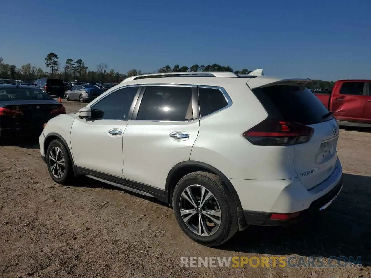 2 fotografías del automóvil dañado 5N1AT2MT7KC787330 NISSAN ROGUE 2019