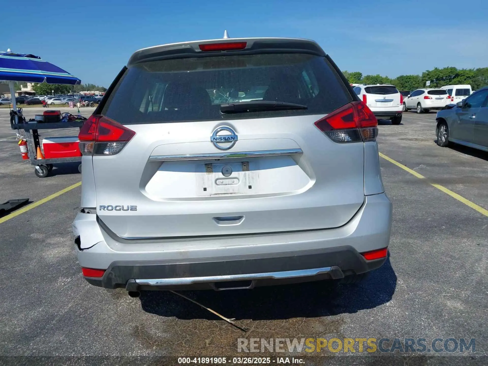 16 fotografías del automóvil dañado 5N1AT2MT7KC812078 NISSAN ROGUE 2019
