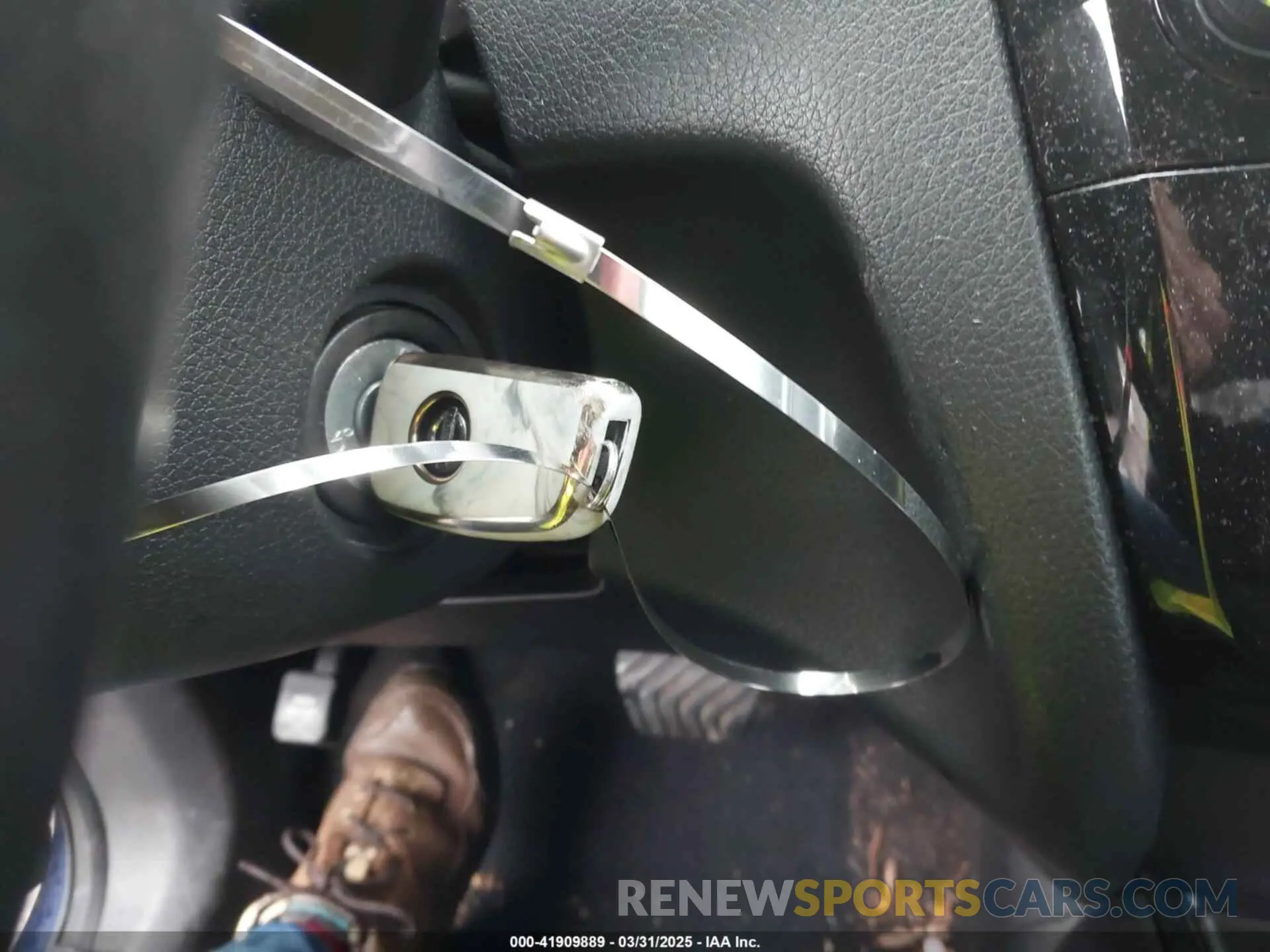 11 fotografías del automóvil dañado 5N1AT2MT7KC829981 NISSAN ROGUE 2019