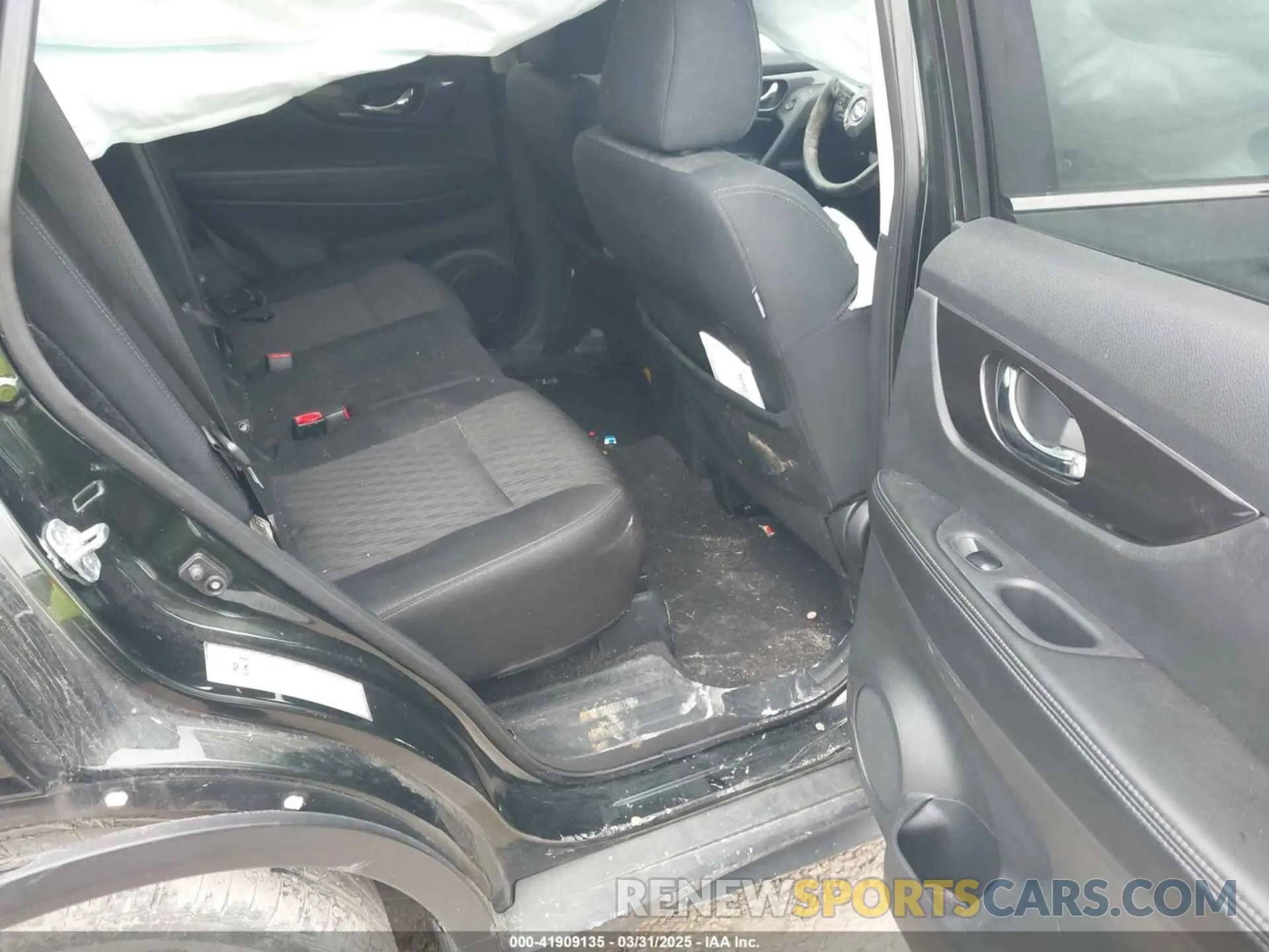 8 fotografías del automóvil dañado 5N1AT2MT8KC701247 NISSAN ROGUE 2019
