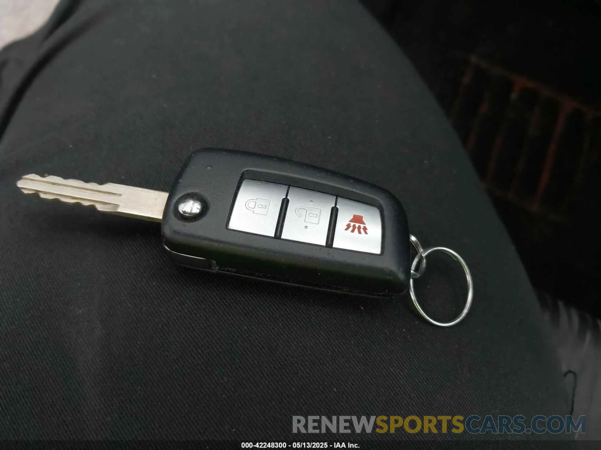 11 fotografías del automóvil dañado 5N1AT2MT8KC766342 NISSAN ROGUE 2019