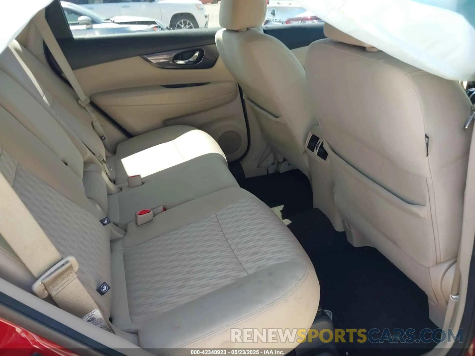 8 fotografías del automóvil dañado 5N1AT2MTXKC733228 NISSAN ROGUE 2019