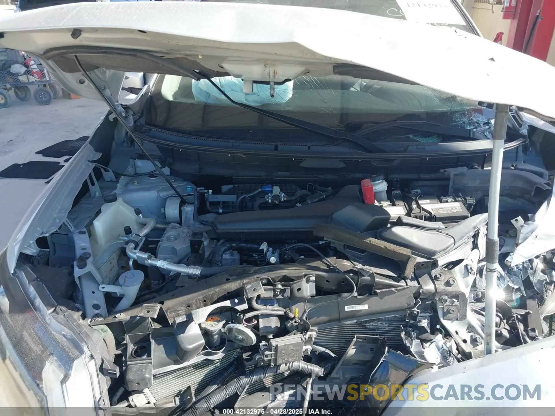 10 fotografías del automóvil dañado 5N1AT2MTXKC778816 NISSAN ROGUE 2019