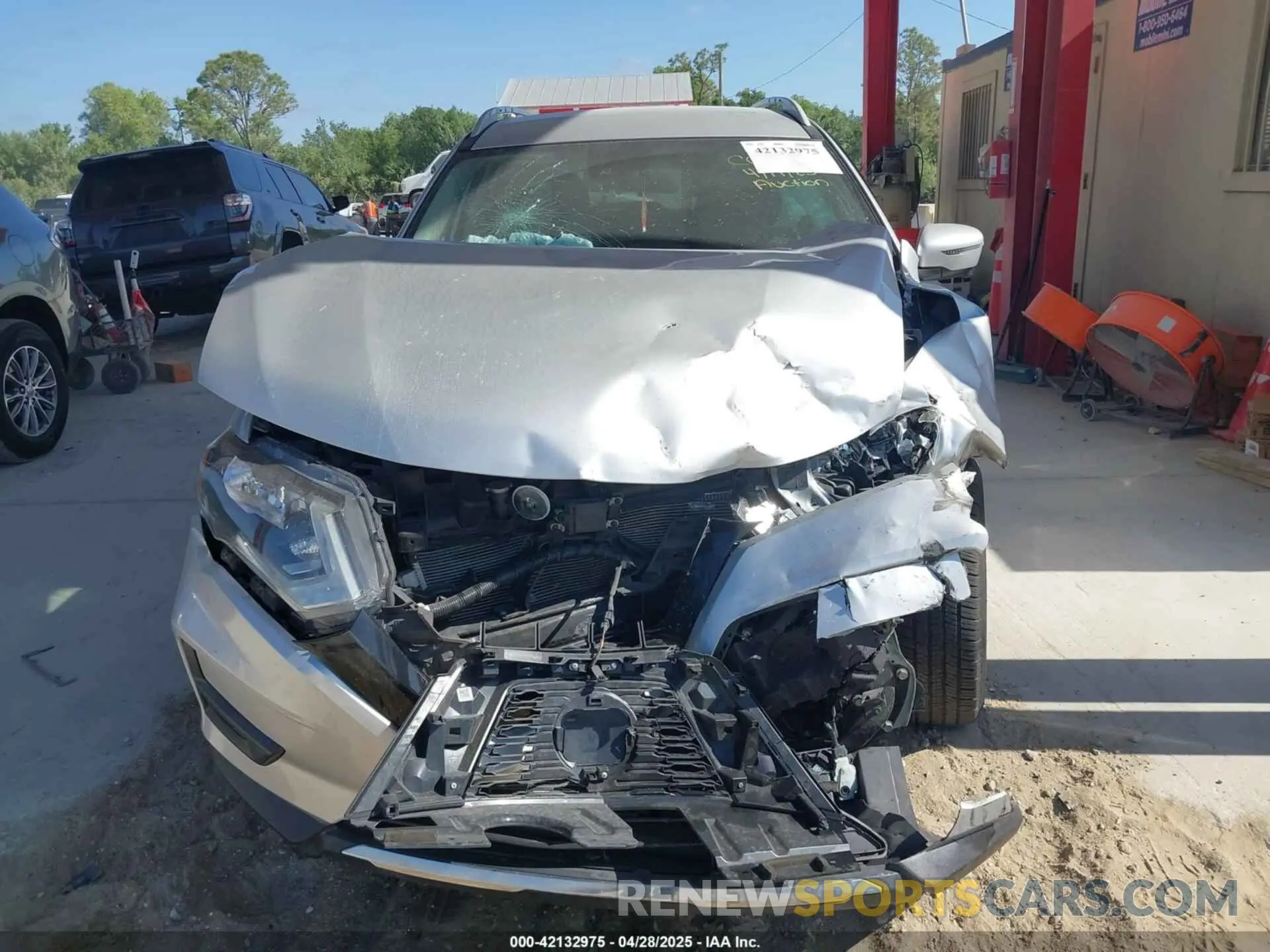 6 fotografías del automóvil dañado 5N1AT2MTXKC778816 NISSAN ROGUE 2019