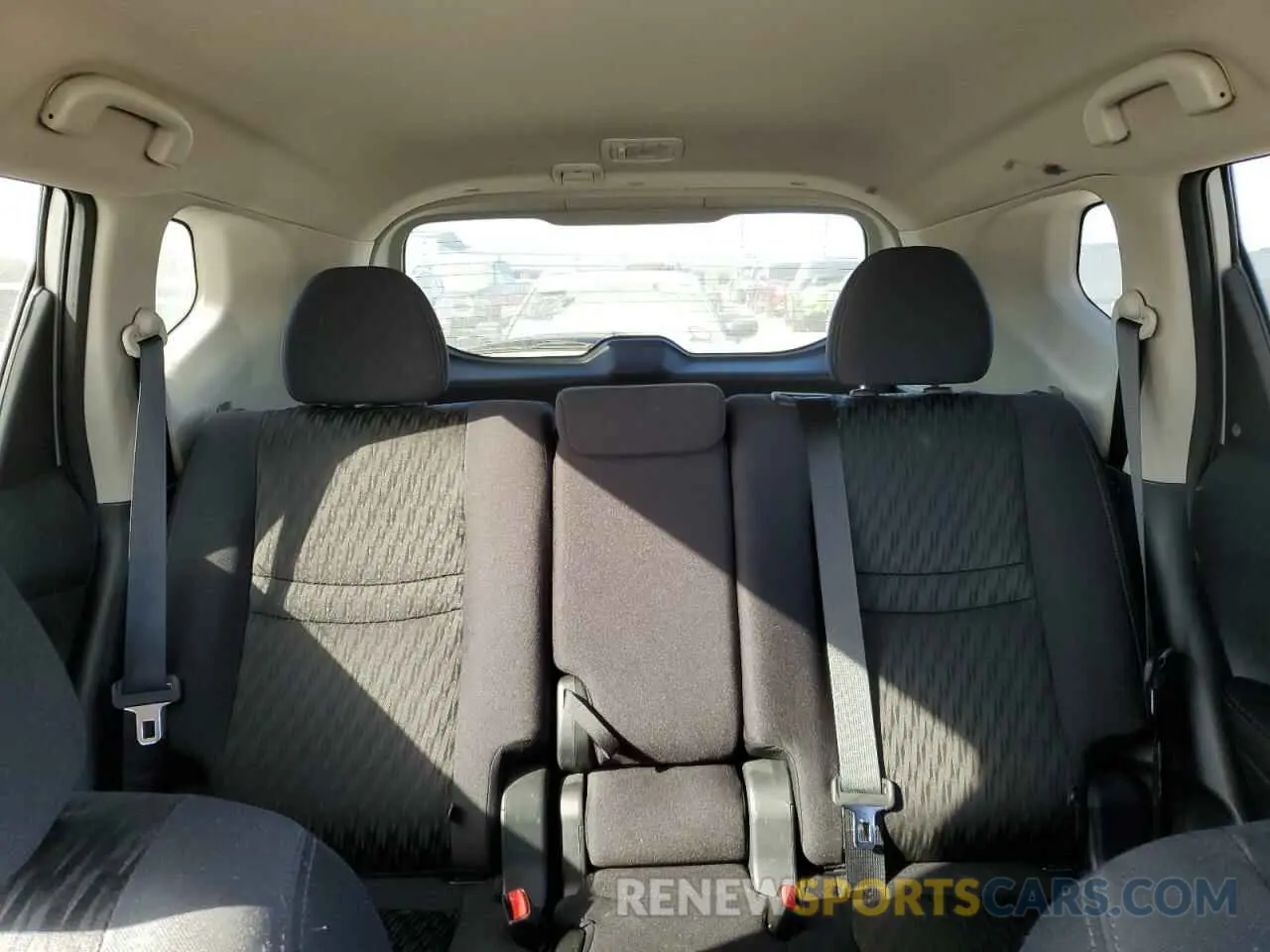 10 fotografías del automóvil dañado 5N1AT2MTXKC784731 NISSAN ROGUE 2019