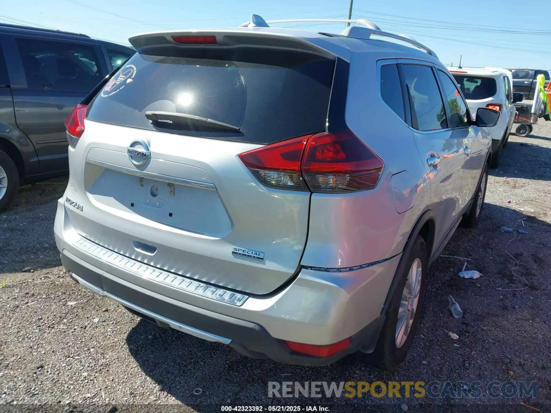 4 fotografías del automóvil dañado 5N1AT2MTXKC845155 NISSAN ROGUE 2019
