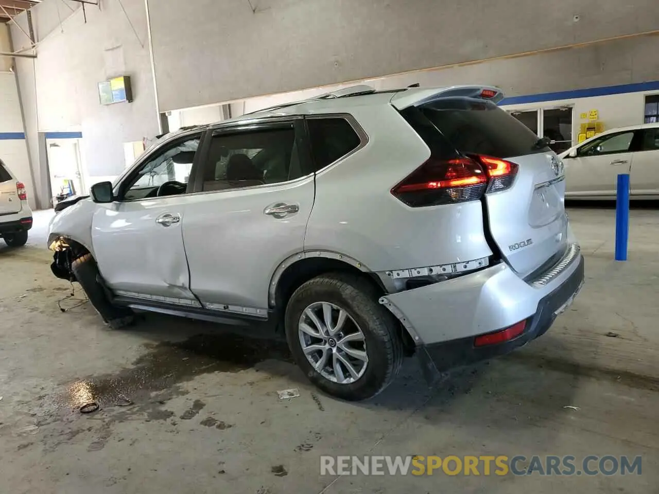 2 fotografías del automóvil dañado 5N1AT2MV0KC825076 NISSAN ROGUE 2019