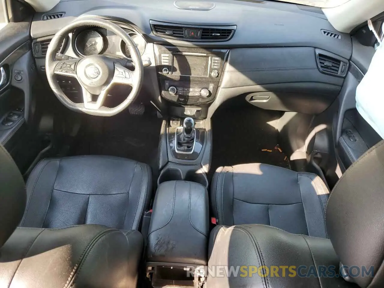 8 fotografías del automóvil dañado 5N1AT2MV1KC773537 NISSAN ROGUE 2019