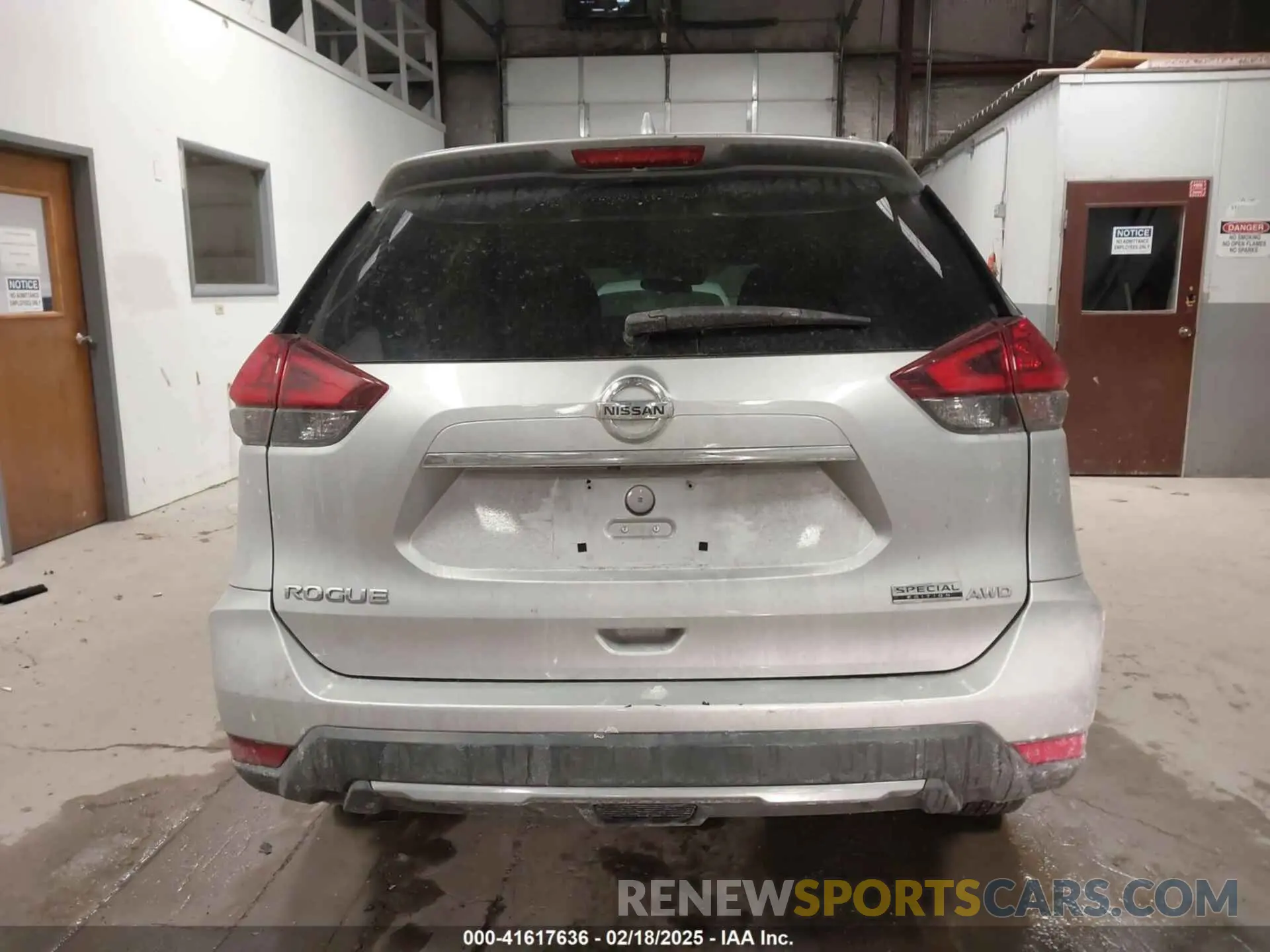 16 fotografías del automóvil dañado 5N1AT2MV1KC798213 NISSAN ROGUE 2019