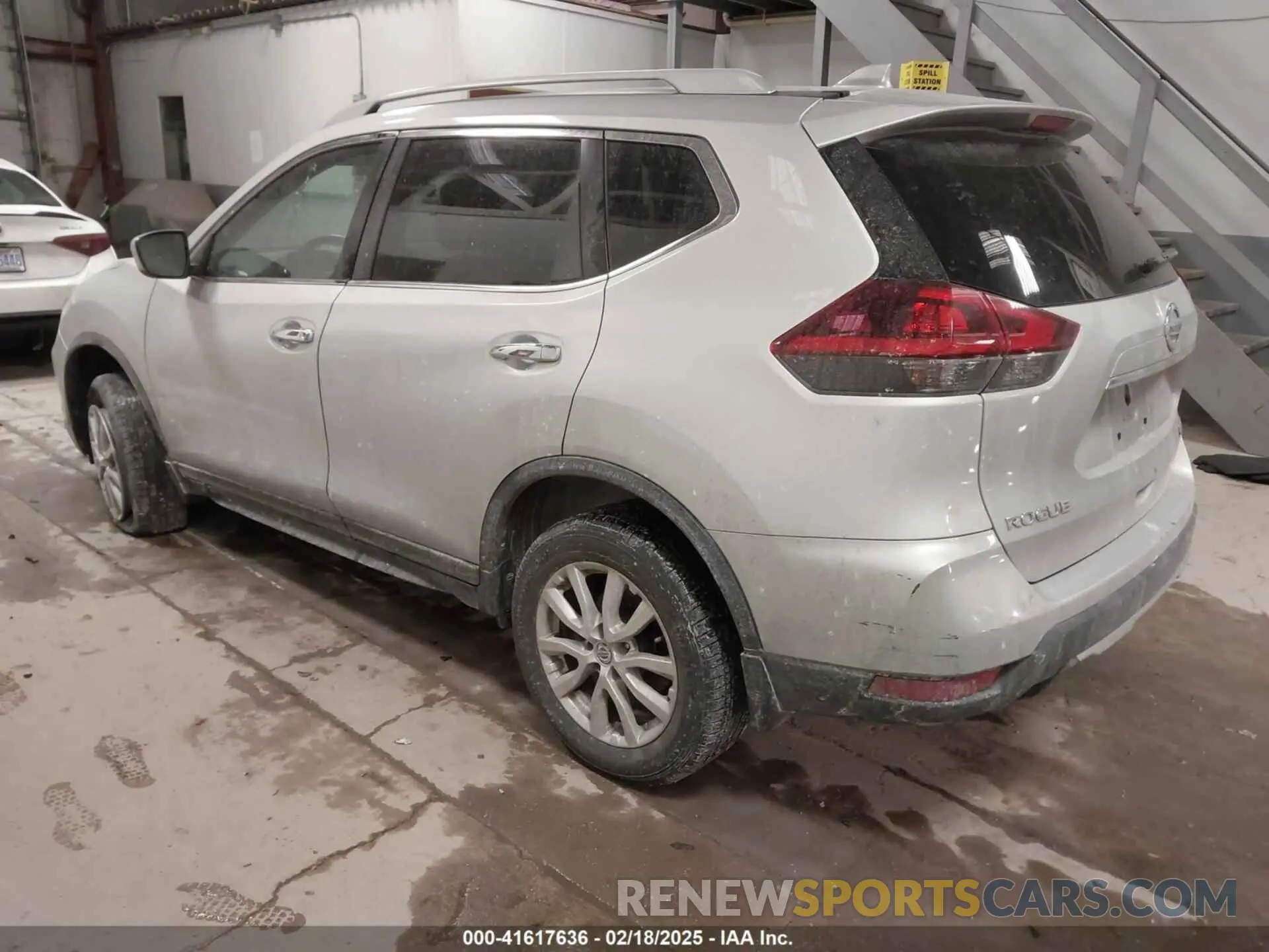 3 fotografías del automóvil dañado 5N1AT2MV1KC798213 NISSAN ROGUE 2019
