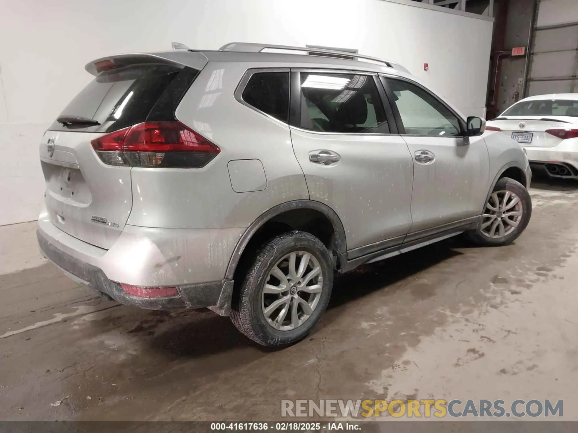 4 fotografías del automóvil dañado 5N1AT2MV1KC798213 NISSAN ROGUE 2019