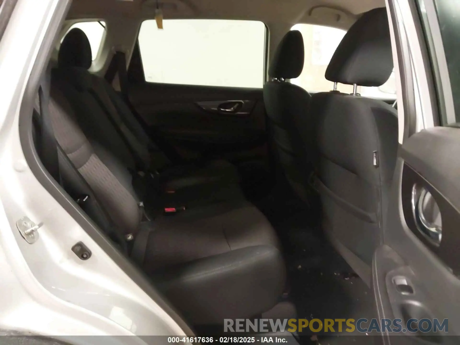 8 fotografías del automóvil dañado 5N1AT2MV1KC798213 NISSAN ROGUE 2019