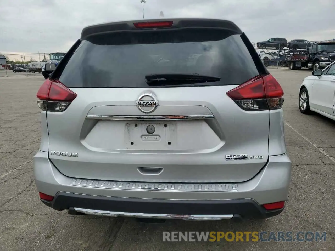 6 fotografías del automóvil dañado 5N1AT2MV1KC813017 NISSAN ROGUE 2019
