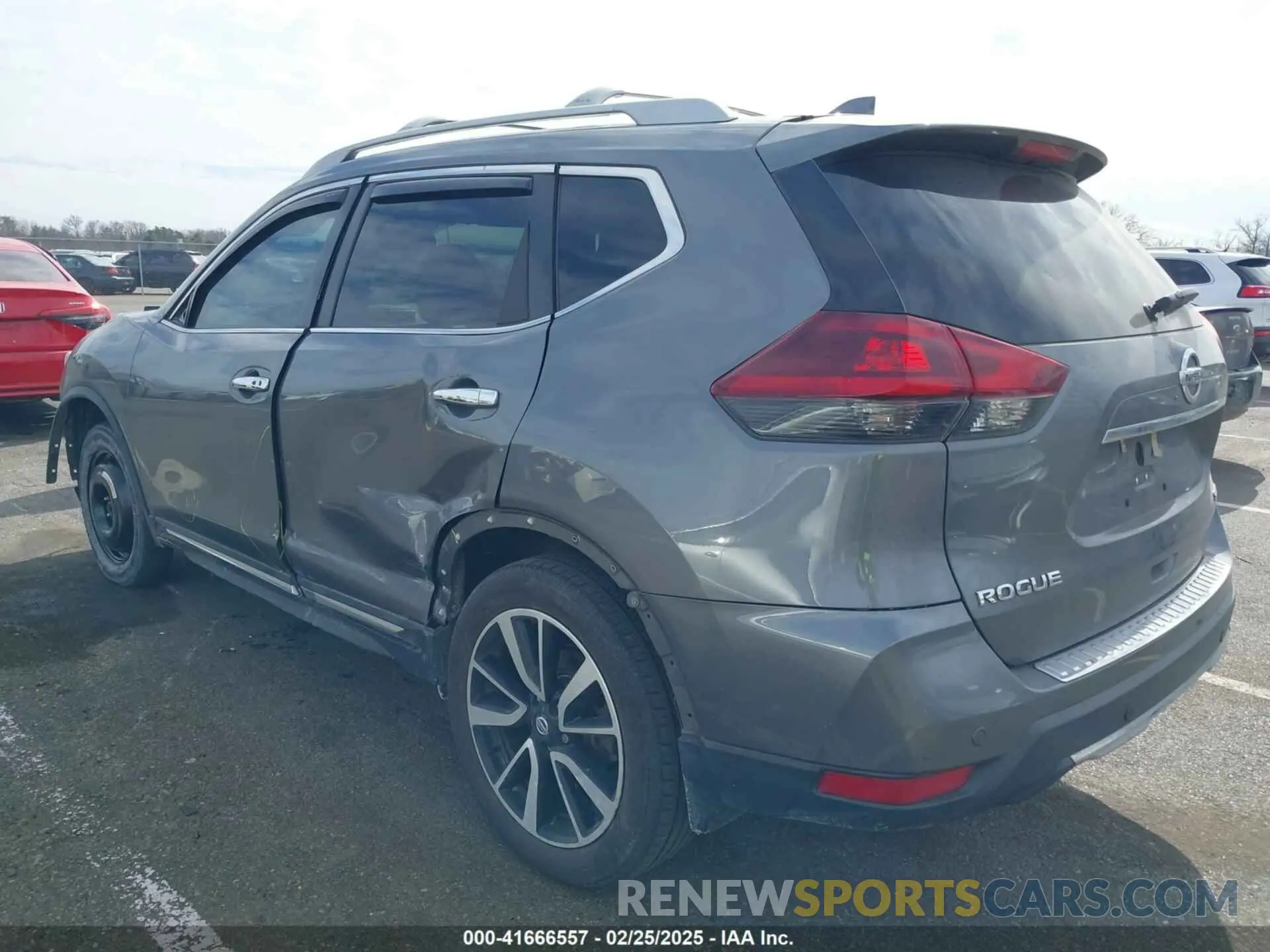18 fotografías del automóvil dañado 5N1AT2MV1KC830772 NISSAN ROGUE 2019