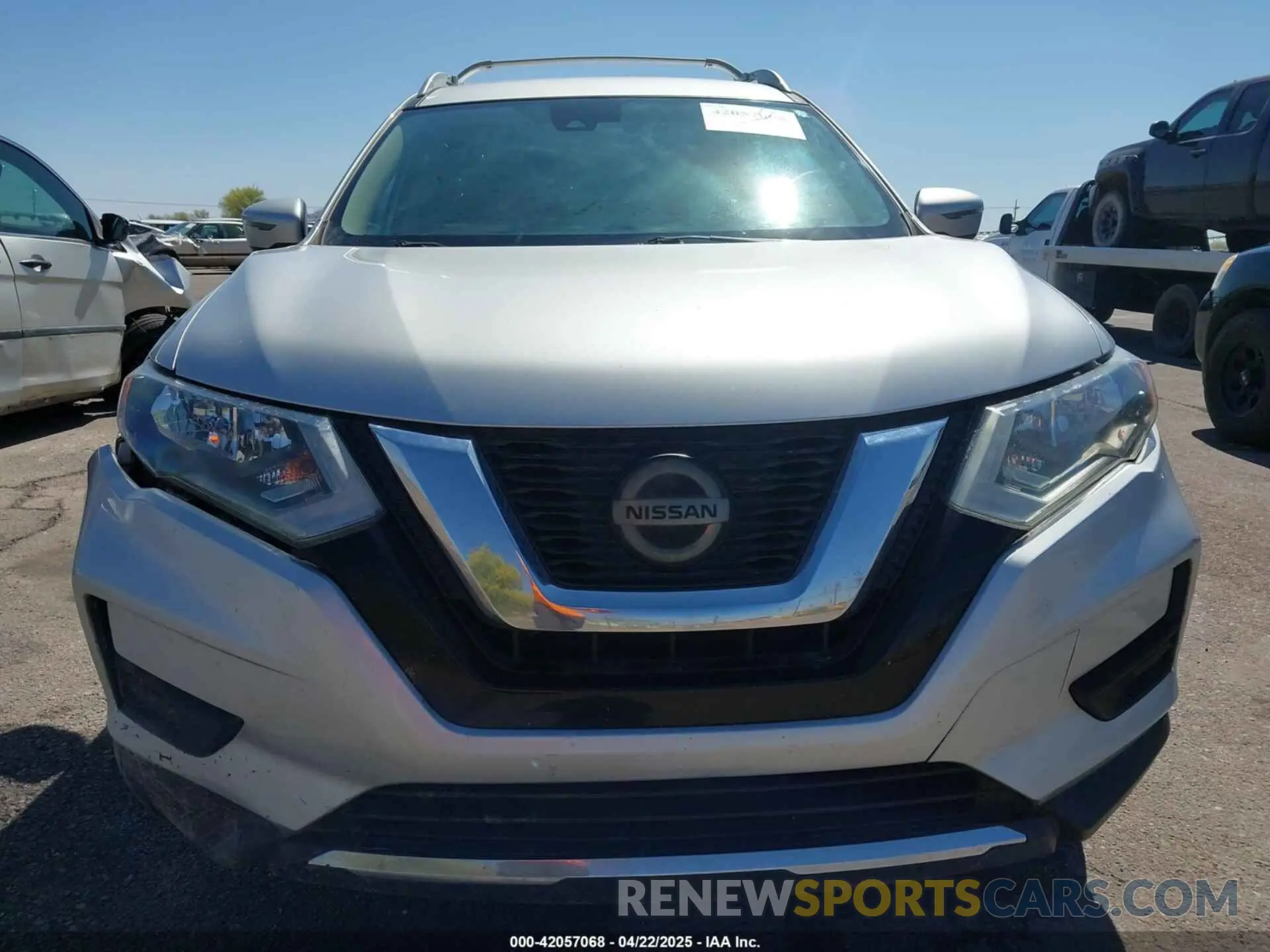 13 fotografías del automóvil dañado 5N1AT2MV2KC734049 NISSAN ROGUE 2019
