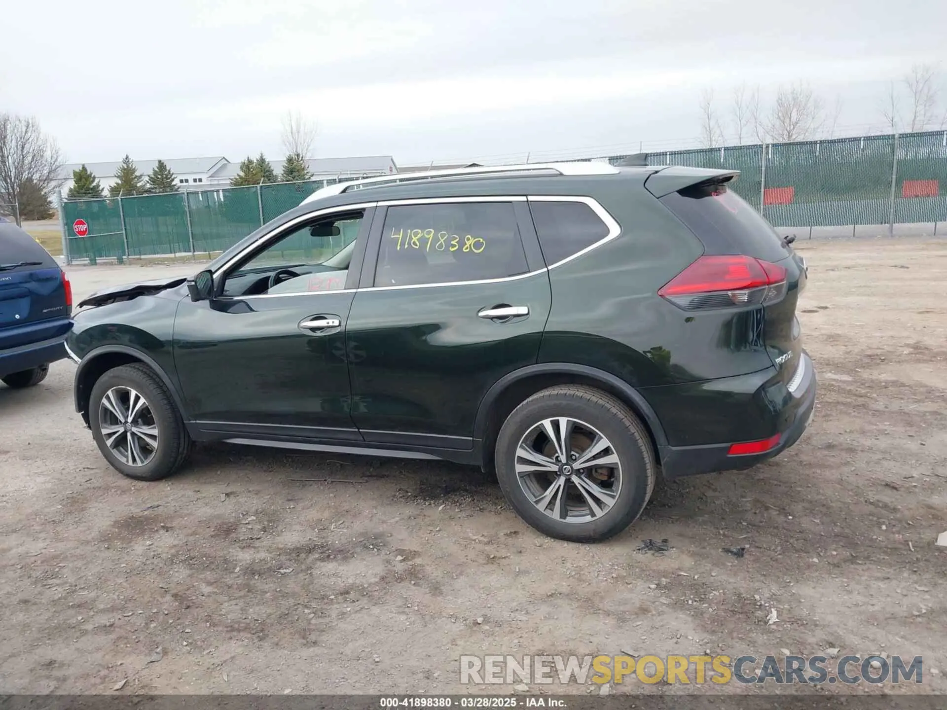 15 fotografías del automóvil dañado 5N1AT2MV2KC782750 NISSAN ROGUE 2019