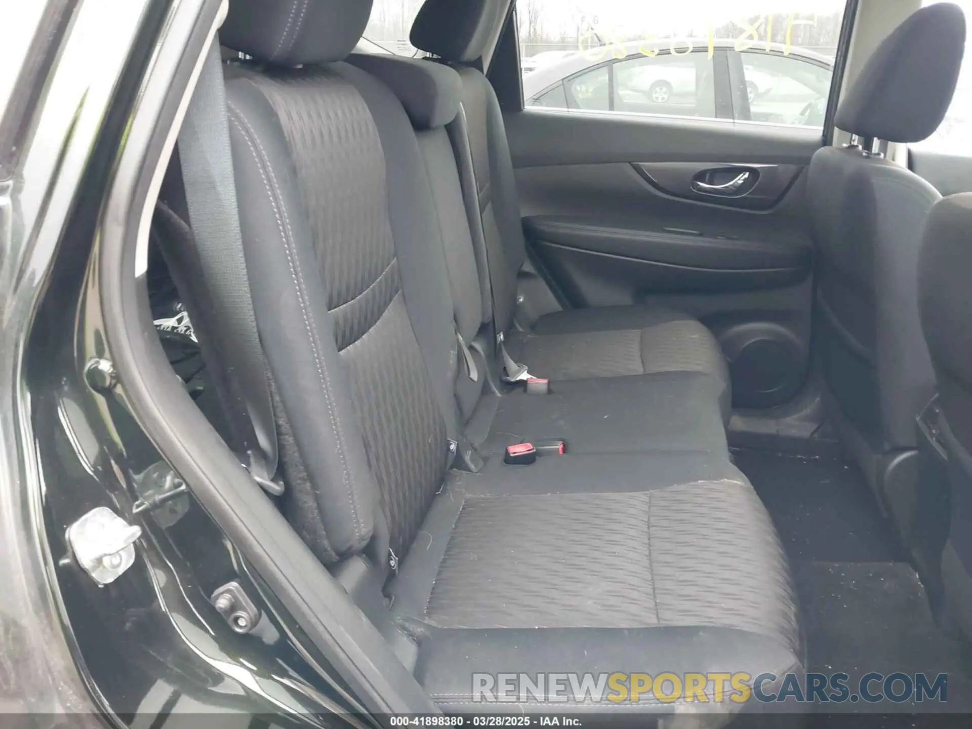 8 fotografías del automóvil dañado 5N1AT2MV2KC782750 NISSAN ROGUE 2019