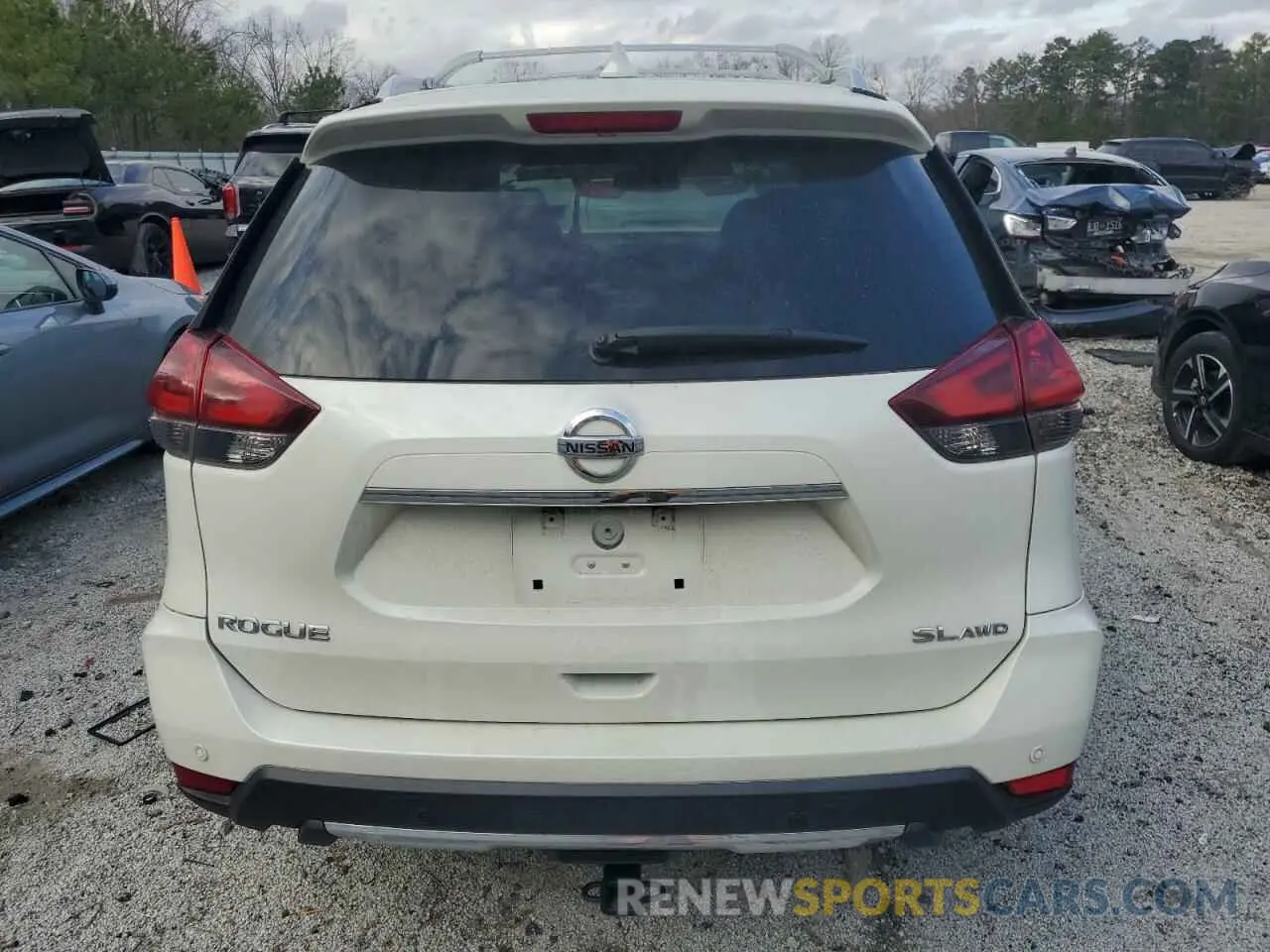 6 fotografías del automóvil dañado 5N1AT2MV3KC792803 NISSAN ROGUE 2019
