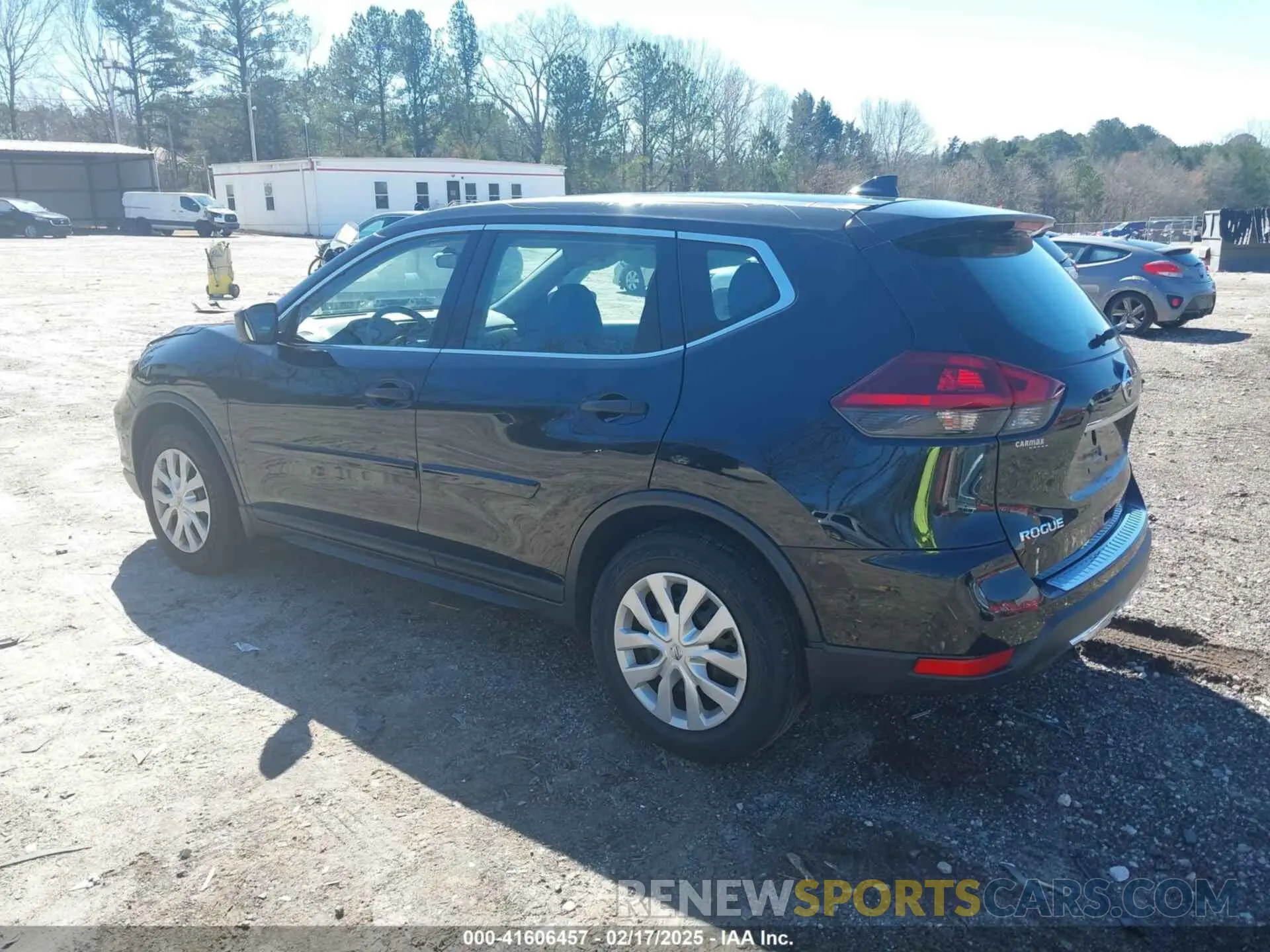 3 fotografías del automóvil dañado 5N1AT2MV4KC785326 NISSAN ROGUE 2019