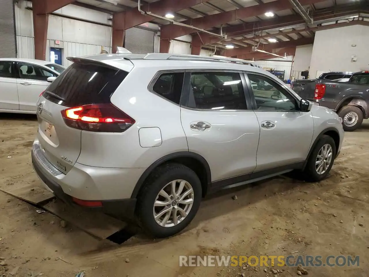 3 fotografías del automóvil dañado 5N1AT2MV5KC799378 NISSAN ROGUE 2019
