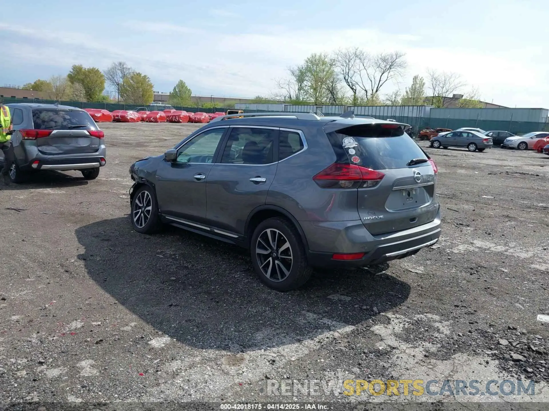 3 fotografías del automóvil dañado 5N1AT2MV6KC727136 NISSAN ROGUE 2019