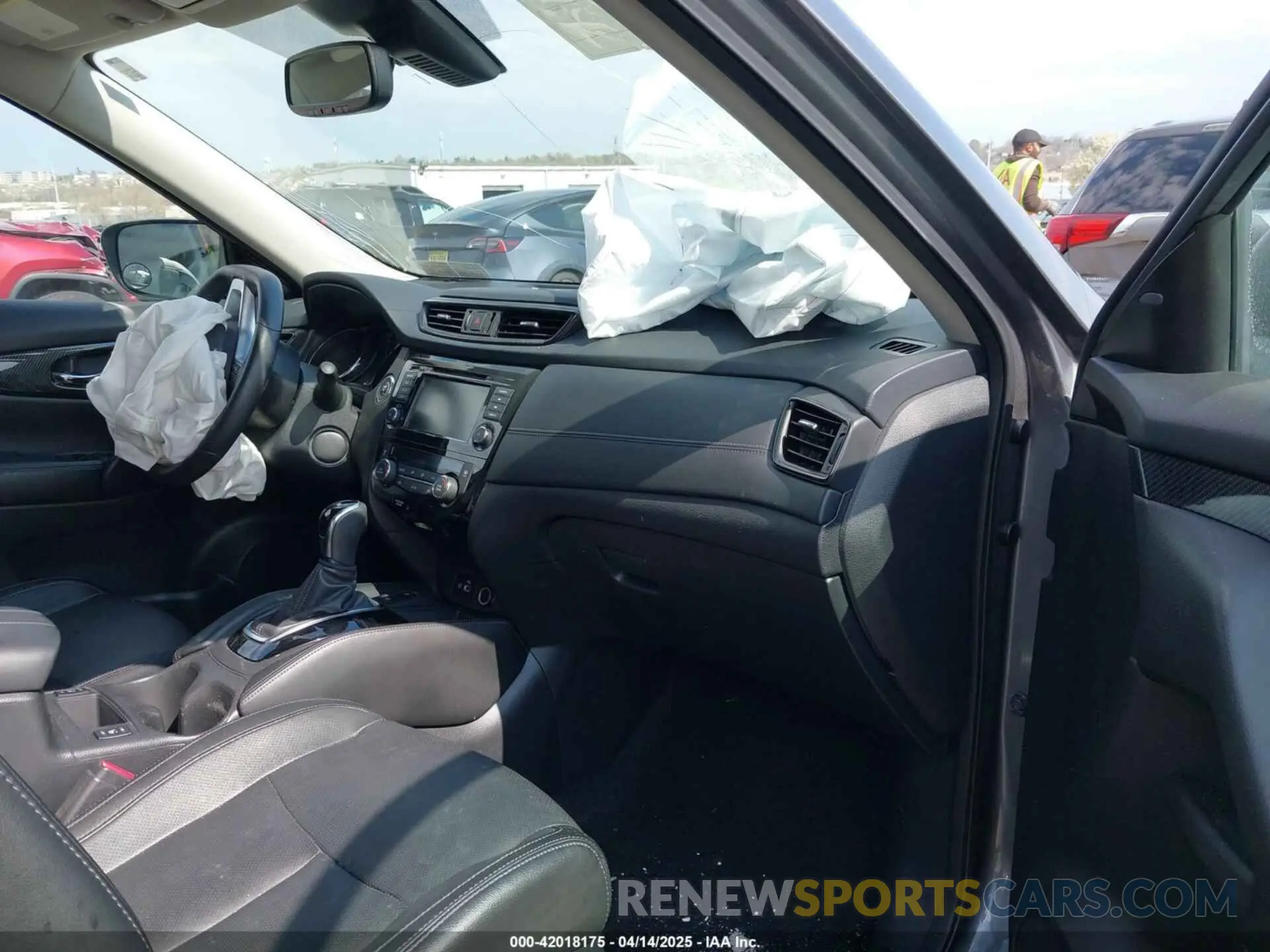 5 fotografías del automóvil dañado 5N1AT2MV6KC727136 NISSAN ROGUE 2019