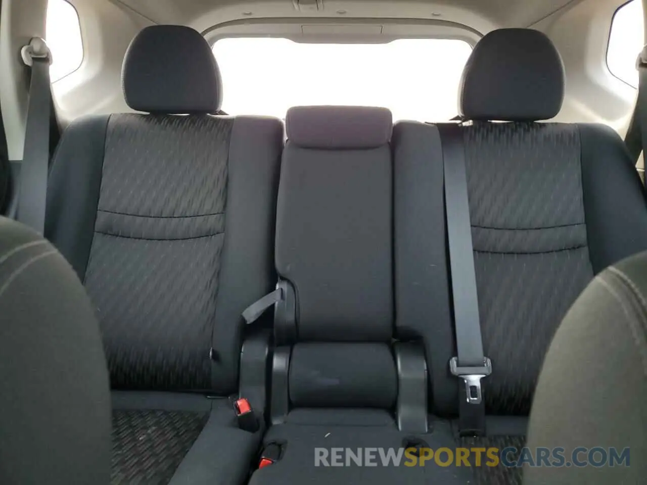10 fotografías del automóvil dañado 5N1AT2MV6KC745927 NISSAN ROGUE 2019