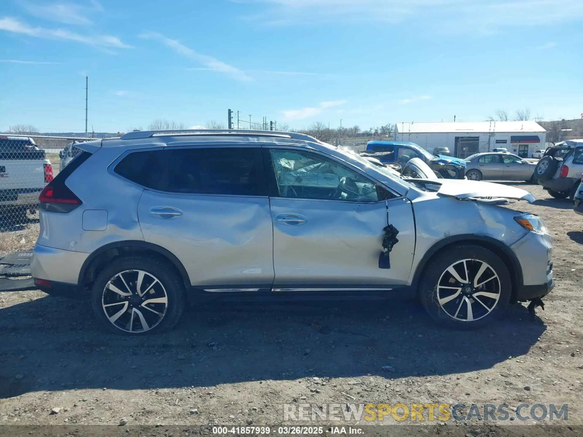12 fotografías del automóvil dañado 5N1AT2MV6KC820495 NISSAN ROGUE 2019